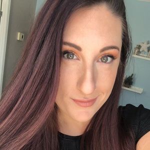 Meet your Posher, Melanie